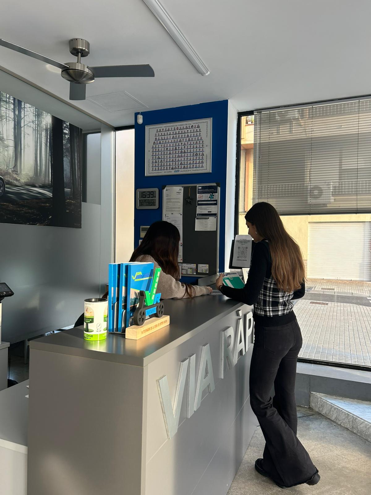 Directiva UE 2025/2205: Conducció acompanyada als 17 anys